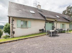 Gîte Saint-Sauves-d'Auvergne, 5 pièces, 7 personnes - FR-1-630-99
